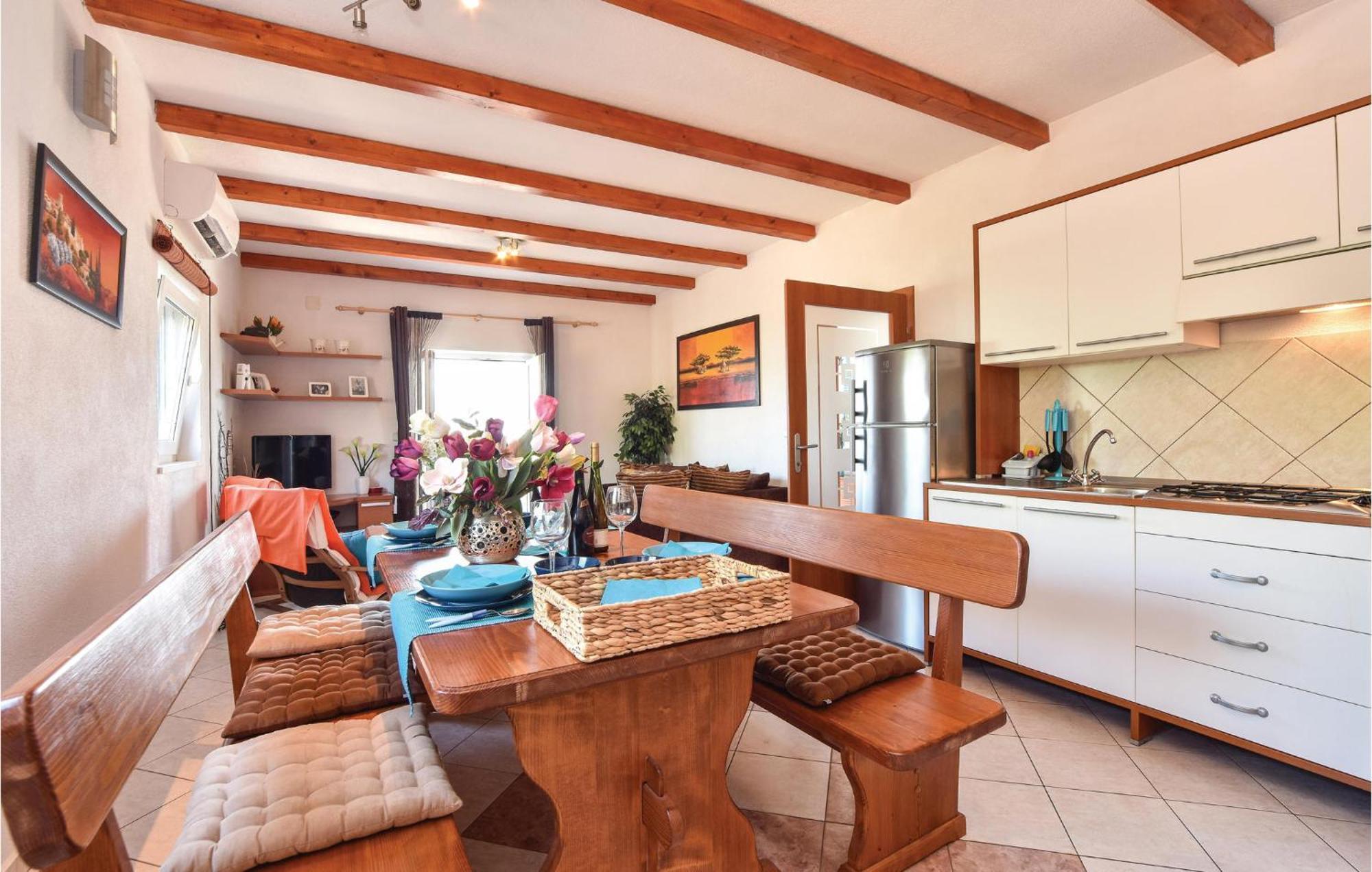 Pet Friendly Home In Postira With Wifi Exteriör bild